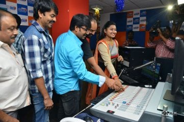 Jayammu Nischayammu Raa Movie Audio Function